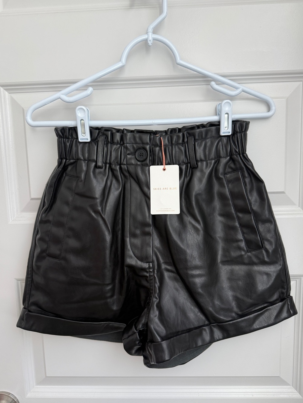NWT Skies Are Blue Black Faux Leather Paperbag Waist Shorts Rolled Hem Small